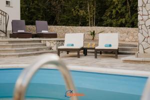Villa Hlapa-new modern villa near beach - by TRAVELER tourist agency Krk 
