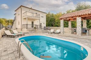 Villa Hlapa-new modern villa near beach - by TRAVELER tourist agency Krk