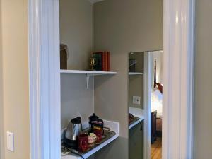 Superior Queen Room - Top Floor room in Stanton House Inn