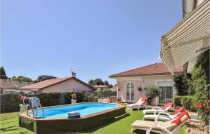 Maisons de vacances Awesome home in Flachres with 2 Bedrooms, WiFi and Outdoor swimming pool : photos des chambres