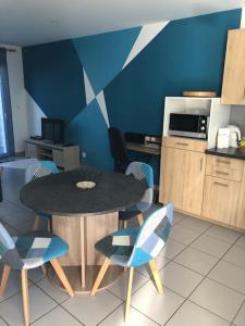 Appartements Maison chaleureuse lac & mer : photos des chambres