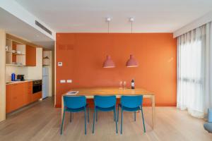 Jardinets De Gràcia by The 5ve Soul