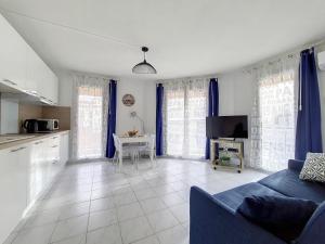 Nestor&Jeeves - VANINA - Central - Close sea