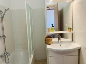Appartements Bel appartement dans residence avec piscine : photos des chambres