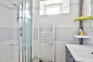 Maisons de vacances Superbe maison sur la cote d Emeraude pour 6 personnes : photos des chambres