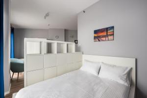 New Varsovia Comfort 828 by BookingHost