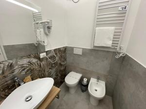 Triple Room with City View
