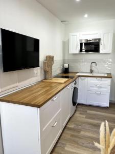 Studio 2 neuf à 100m des plages et de la gare