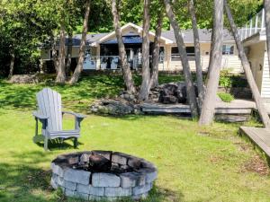 Cozy Escape, Kawarthas Cottage With Sauna