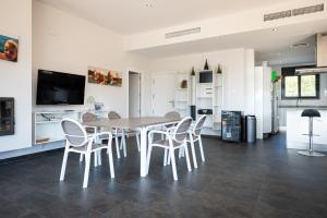 AT033 Bonita villa con piscina privada, completamente equipada