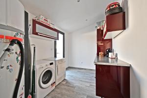 Villas La Tavelloise - Villa moderne avec piscine : photos des chambres