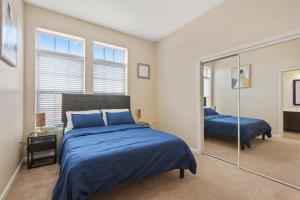 Downtown INDY private bedroom - Shared