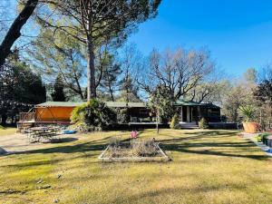 Maisons de vacances Maison + piscine a 10 min d'Aix en Pce : photos des chambres