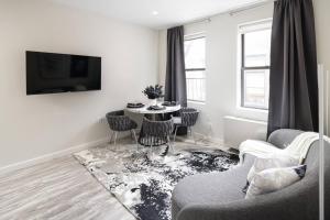 Modern Spacious Apartment in Chelsea