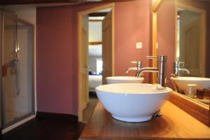 Hotels Logis Hotel Chateau De Palaja : photos des chambres