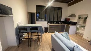 ARQUEBUSE proche gare