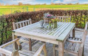 Awesome Home In Diksmuide With Wifi