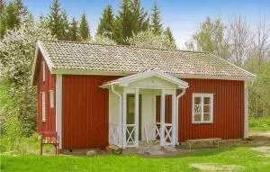 Stunning Home In Vimmerby With Wifi - Hjorted