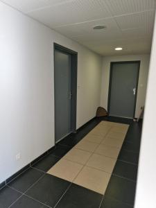 Appartements Studio Climatise Parking Gratuit : photos des chambres