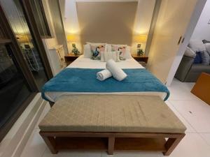 Lux Skyline KL Greenbelt, Isabels Makati Rooms