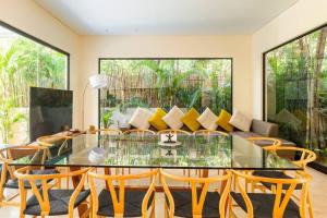 Luxurious Villa at exclusive gated community La Privada Aldea Zama, 5 Bedroom Private Pool & Concierge Service