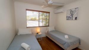 Dolphin Escape Holiday House