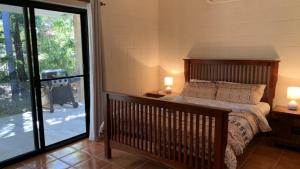 The Ponderosa Holiday House