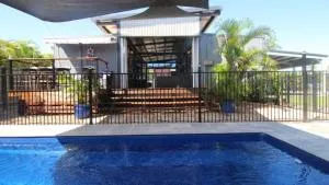 Breezeway On Horseshoe - Nelly Bay