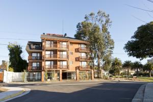 Linda Vista Apart Hotel