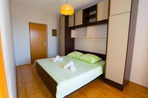 Apartments with parking space Promajna, Makarska - 20785