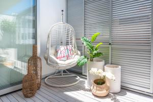 Boutique Terrace Apt in Bondi Beach
