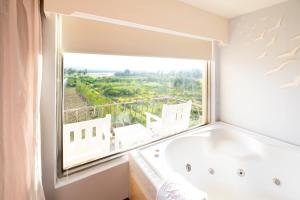 Suite Deluxe có Ban công (Deluxe Suite Balcony)
