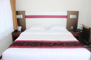 IDEAs Hotel Jalan Ibrahim Aji