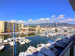 ROYAL MARINA II 327 - Apartamento muy bonito en la marina de Santa Margarita (Roses). - ES-228-92