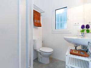 CASA ALMADRAVA - Casa en situación privilegiada en la playa de Almadrava (Roses). Acceso privado a la playa. - ES-228-113