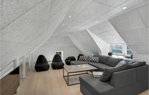 Three-Bedroom Holiday Home In Norre Nebel