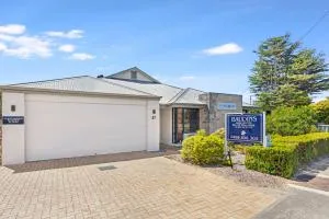 Baudins of Busselton Bed and Breakfast - Adults only - Collie