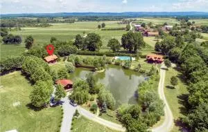 Cozy Home In Mala Ludina With Kitchen - Voloder