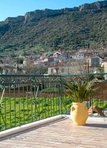 Kelari Studios Parnassos Greece