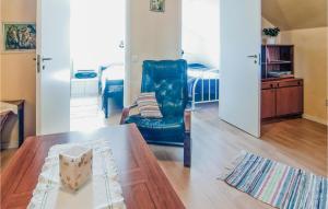 2 Bedroom Lovely Home In Klintehamn