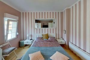 Apartment Bonjour, 5th floor, no elevator