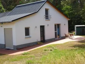 Ferienhaus Am Waldrand - "Libelle" - Krieschow