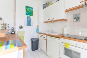 Appartements Ar Vro - Acces direct a la grande plage : photos des chambres