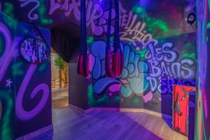 Love hotels LES BAINS D’EROS : photos des chambres