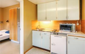 Beautiful Home In Backaryd With Wifi