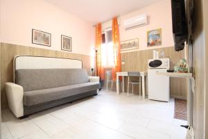 [Milan sweet home] Metro, Linate e Sky studio