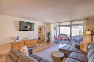 1 Mi to Old Town Scottsdale Resort Condo with Patio