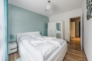 Front Park, Sun & Snow