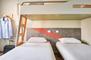 Hotels ibis budget Paris Porte d'Aubervilliers : Chambre Lits Jumeaux Standard avec Lits Superposés