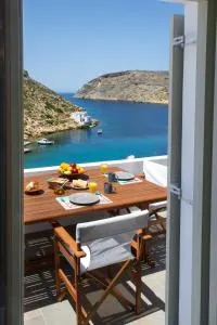 Droufakos’ home, Lux seafront apartment w. View - 克若尼索斯